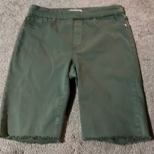 Tribal jeans sage shorts size 4, 6